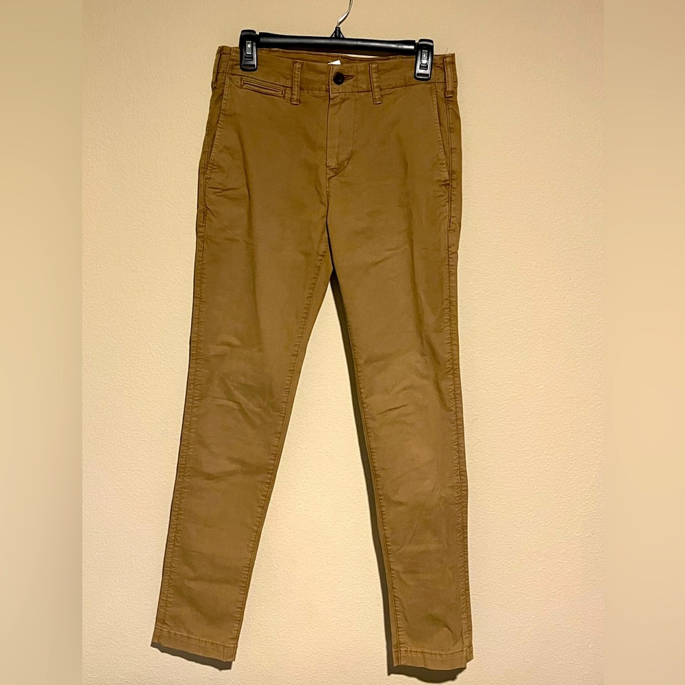 American Eagle Khakis
